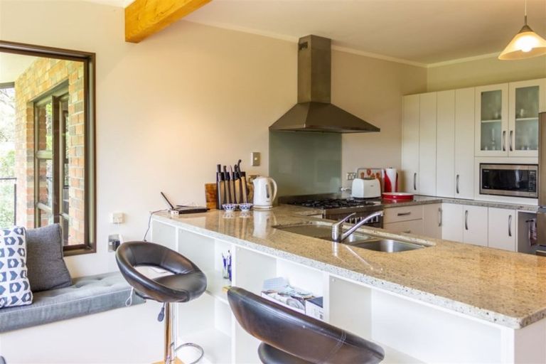 Photo of property in 114 Riverview Road, Kerikeri, 0230