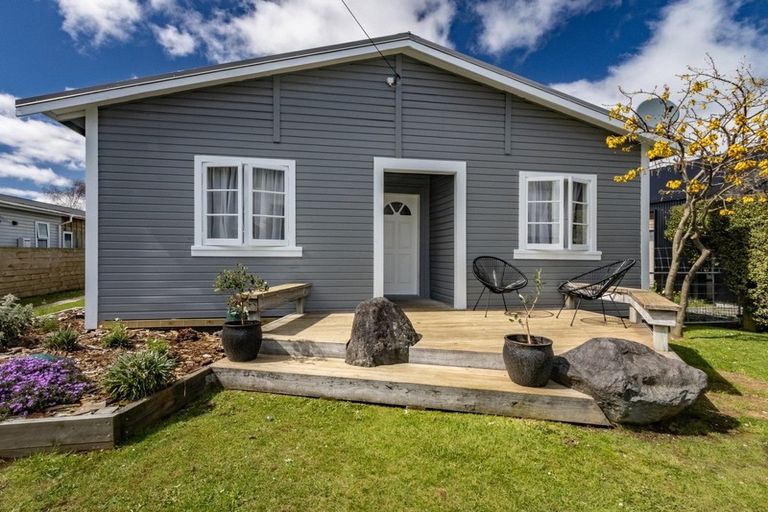 Photo of property in 15 Carter Terrace, Ohakune, 4625