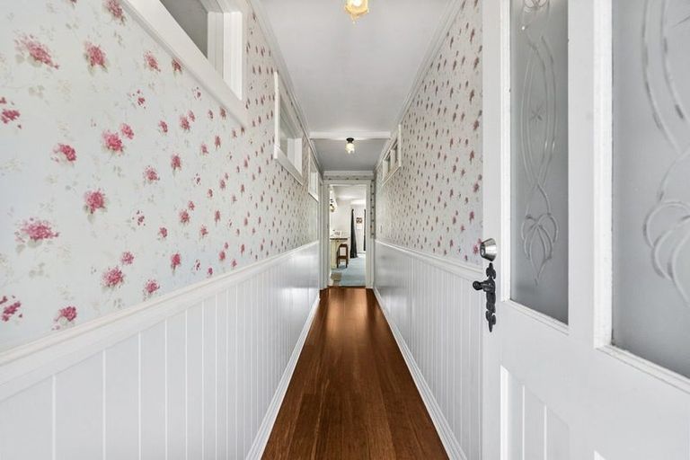 Photo of property in 1083 Tarata Road, Kaimata, Inglewood, 4387