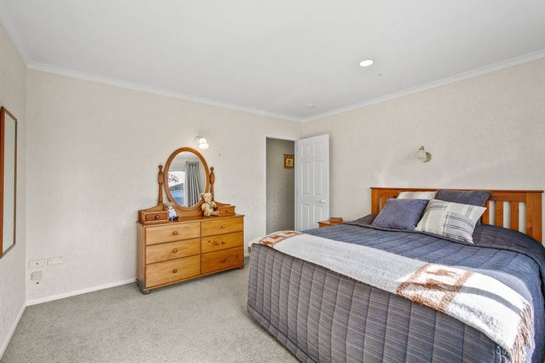 Photo of property in 2 Sanders Avenue, Westown, New Plymouth, 4310