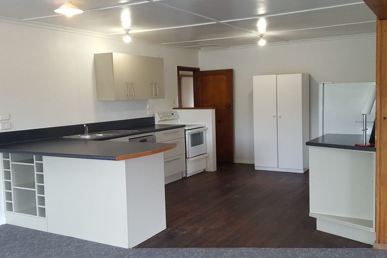 Photo of property in 27 Tensing Place, Sockburn, Christchurch, 8042