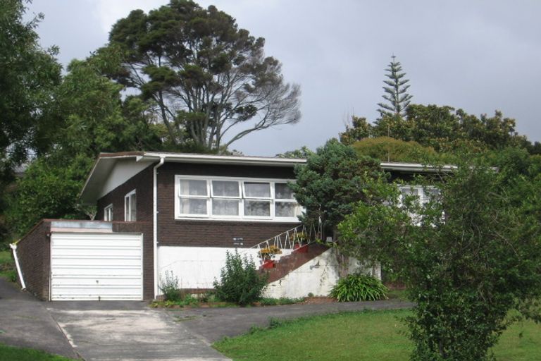 Photo of property in 31 Edmonton Road, Henderson, Auckland, 0612
