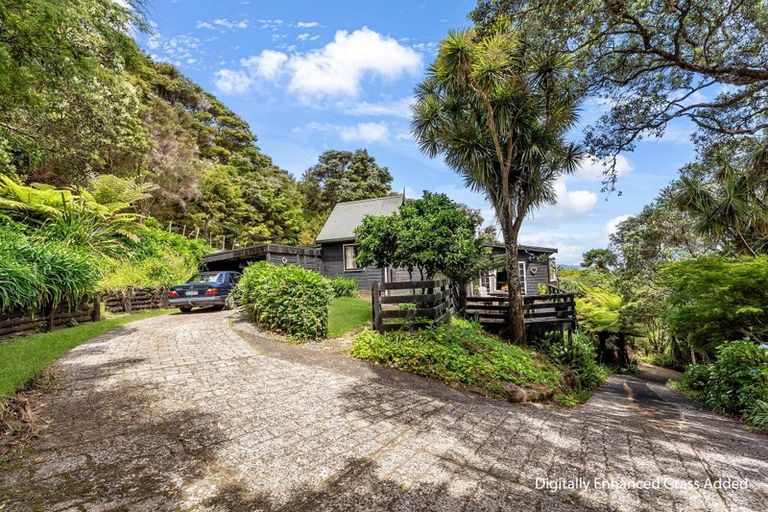 Photo of property in 5b Pohutukawa Grove, Whitianga, 3510
