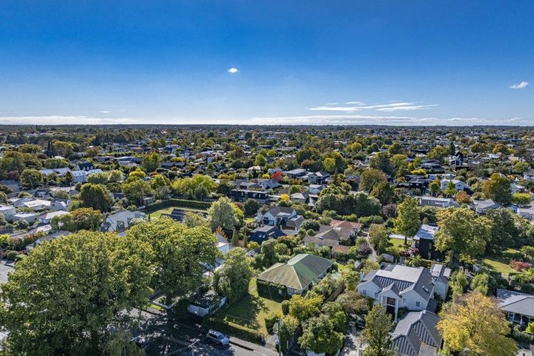 Photo of property in 28 Jacksons Road, Merivale, Christchurch, 8014