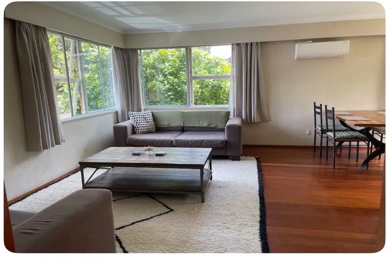 Photo of property in 17a Harley Road, Takapuna, Auckland, 0622