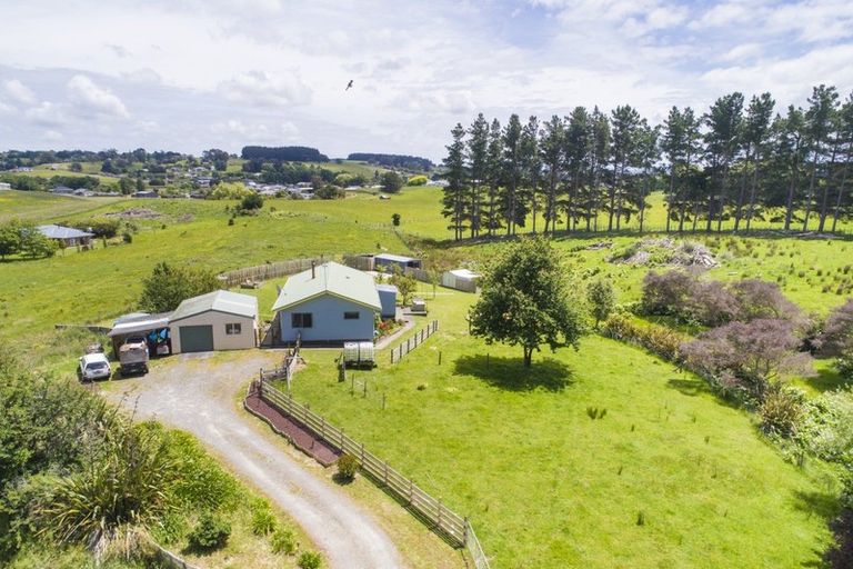Photo of property in 73 Monteith Street, Halcombe, Feilding, 4779