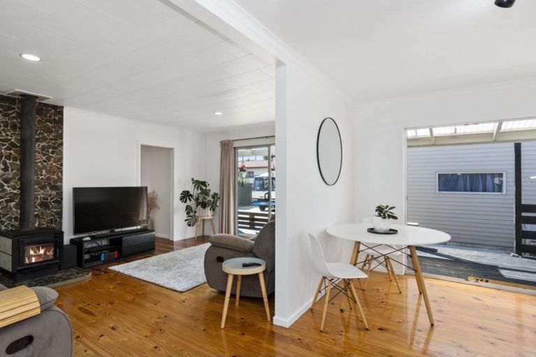 Photo of property in 46d Percy Road, Papamoa Beach, Papamoa, 3118