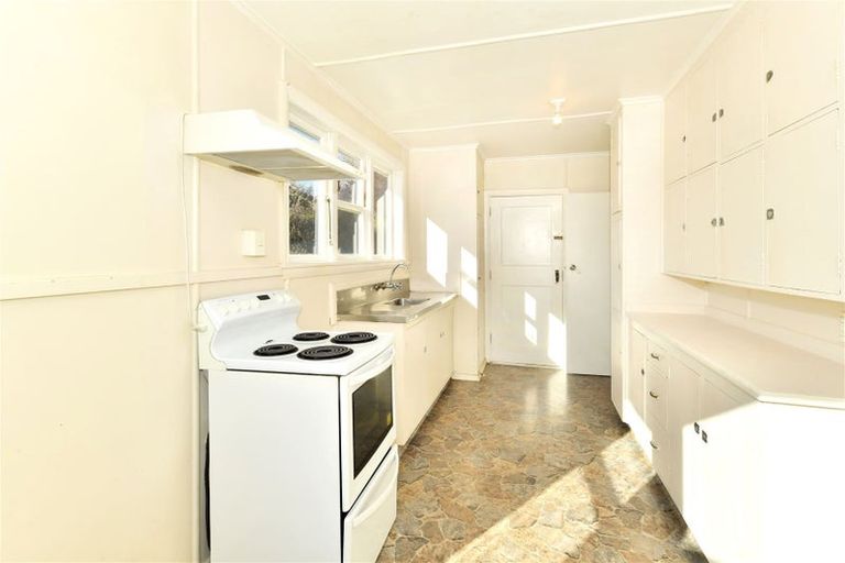 Photo of property in 9 Attlee Crescent, Bryndwr, Christchurch, 8053