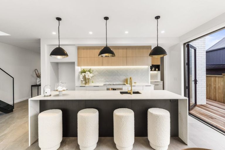 Photo of property in 39 Elliot Street, Riverhead, 0820