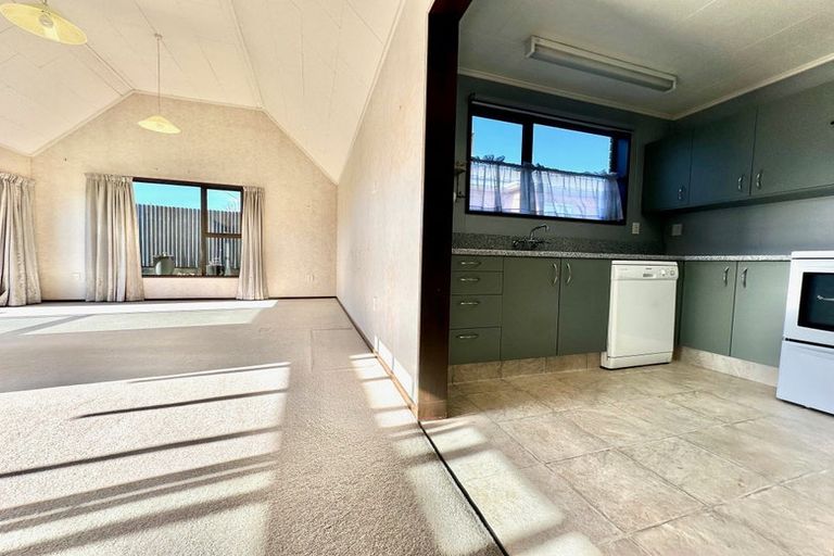 Photo of property in 22 Essex Street, Balclutha, 9230