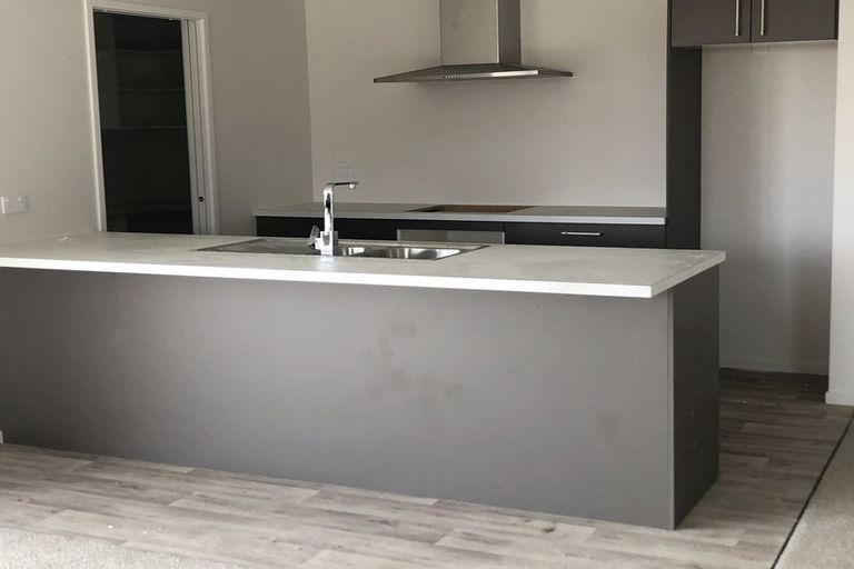 Photo of property in 13 Golf Vue Place, Castlecliff, Whanganui, 4501