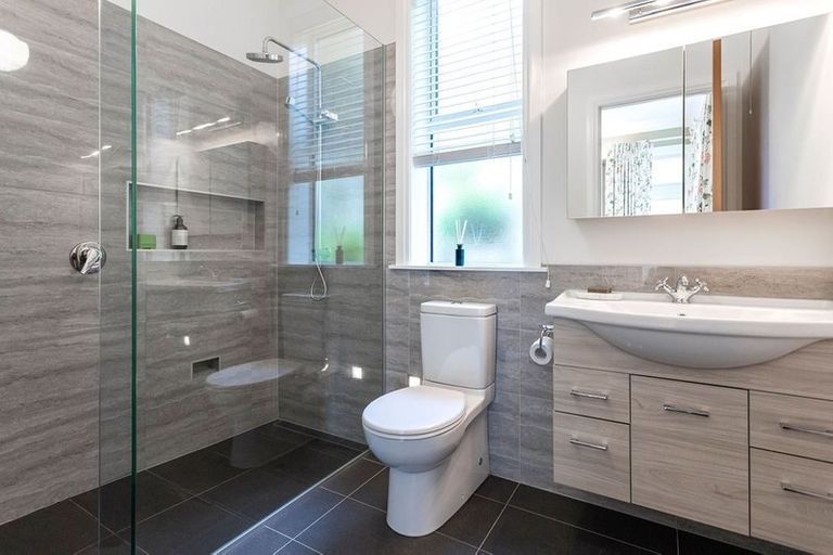 Photo of property in 99 Hillsborough Terrace, Hillsborough, Christchurch, 8022