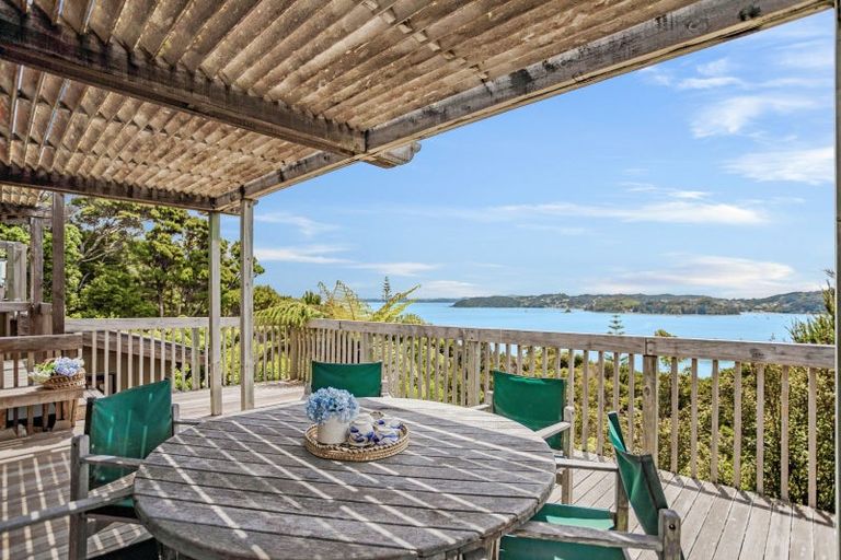 Photo of property in 22 Gilbert Mair Rise, Russell, 0272