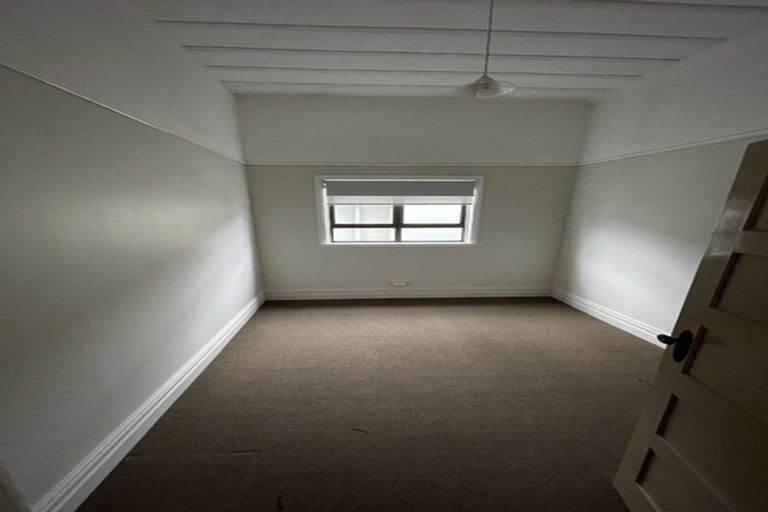 Photo of property in 3a Haverstock Road, Sandringham, Auckland, 1025