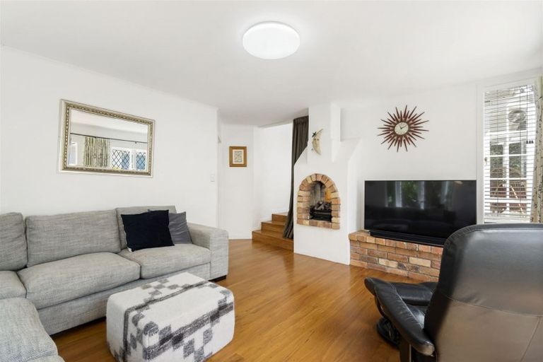 Photo of property in 2/23 Cecil Road, Milford, Auckland, 0620