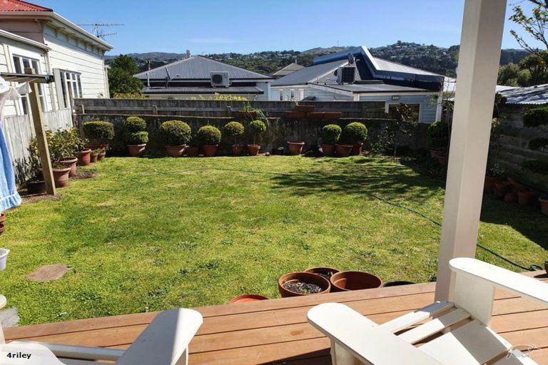 Photo of property in 30 Hiropi Street, Newtown, Wellington, 6021