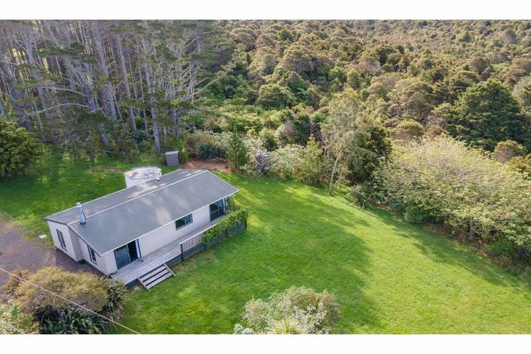Photo of property in 75 Hikurua Road, Kaeo, 0478