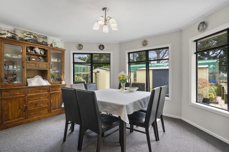 Photo of property in 9 Cherry Lane, Martinborough, 5711