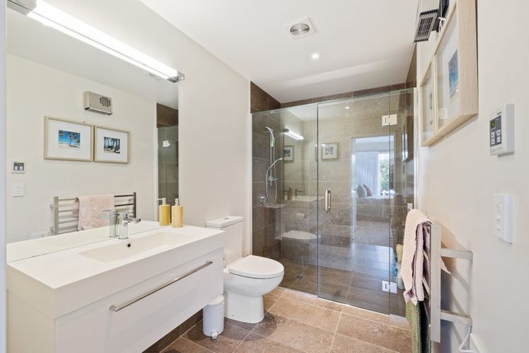 Photo of property in 105 Major Hornbrook Road, Mount Pleasant, Christchurch, 8081