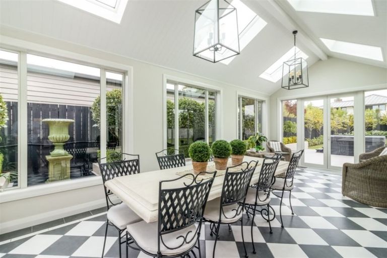 Photo of property in 81a Puriri Street, Riccarton, Christchurch, 8041