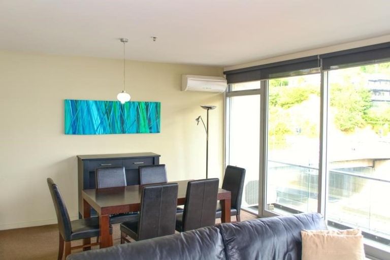 Photo of property in Montreaux Apartments, 3g/164 The Terrace, Wellington Central, Wellington, 6011