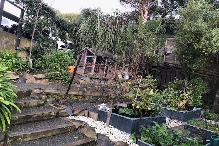 Photo of property in 20 Emerson Crescent, Diamond Harbour, Lyttelton, 8971