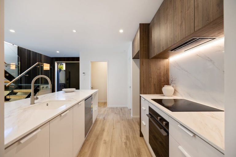 Photo of property in 12a Albany Street, St Albans, Christchurch, 8014