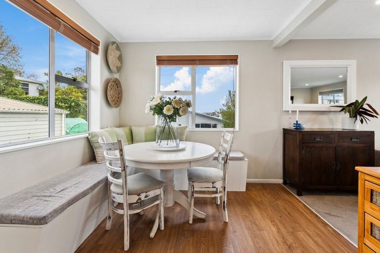 Photo of property in 445 Warspite Avenue, Ascot Park, Porirua, 5024