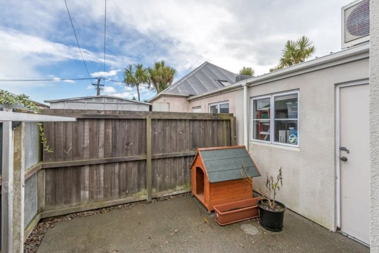 Photo of property in 2/4 Morrison Avenue, Northcote, Christchurch, 8052