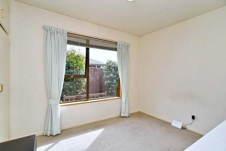 Photo of property in 2/54 Ben Nevis Drive, Broomfield, Christchurch, 8042