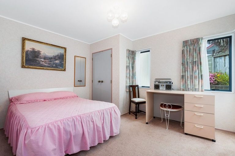 Photo of property in 15 Augusta Place, Te Kamo, Whangarei, 0112