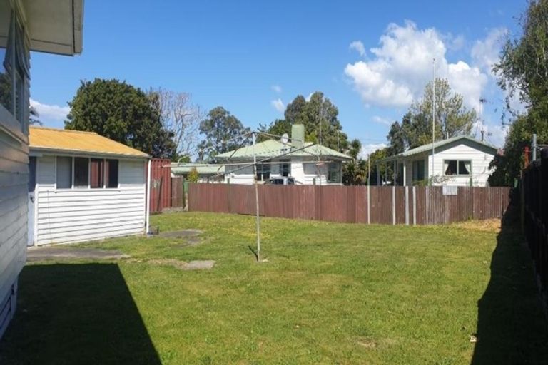 Photo of property in 60 Girven Road, Mount Maunganui, 3116