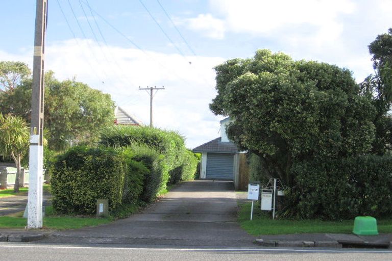 Photo of property in 1/145 Bucklands Road, Bucklands Beach, Auckland, 2012