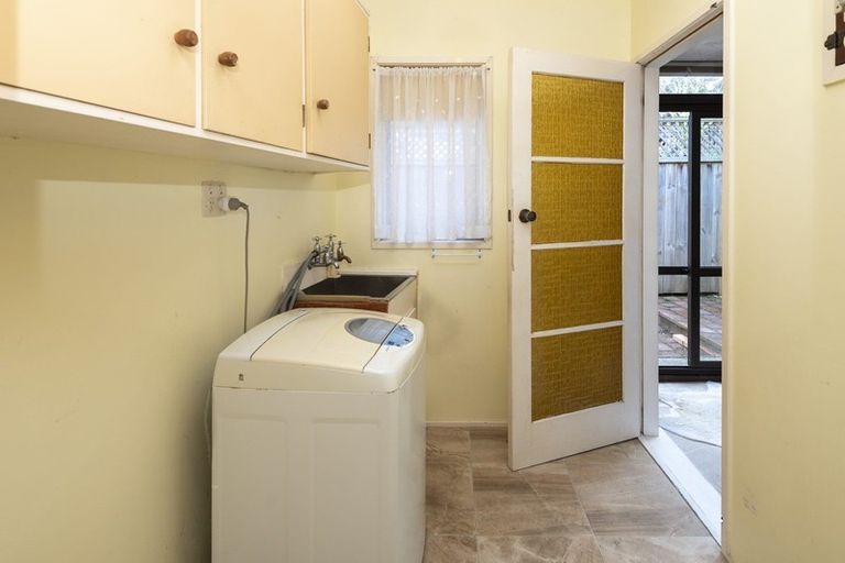 Photo of property in 3/83 Uxbridge Road, Cockle Bay, Auckland, 2014