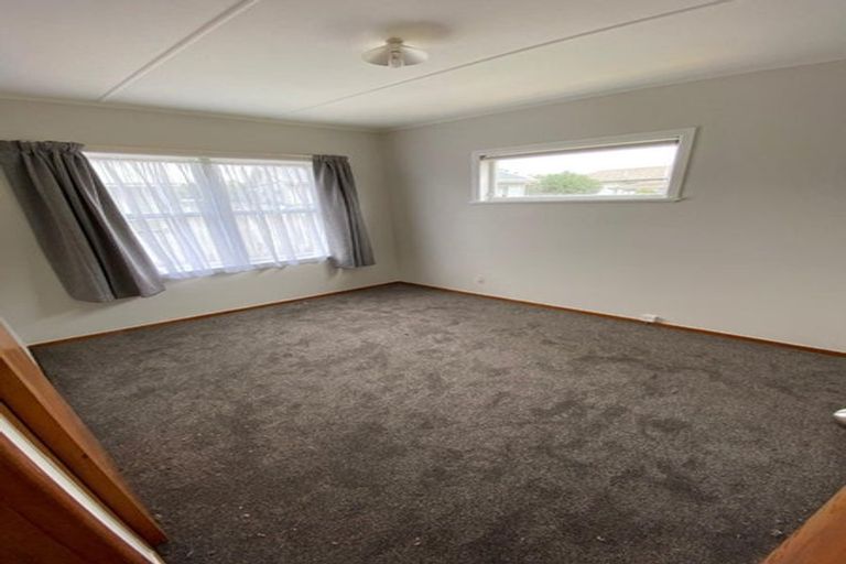 Photo of property in 95 Ennis Avenue, Pakuranga Heights, Auckland, 2010