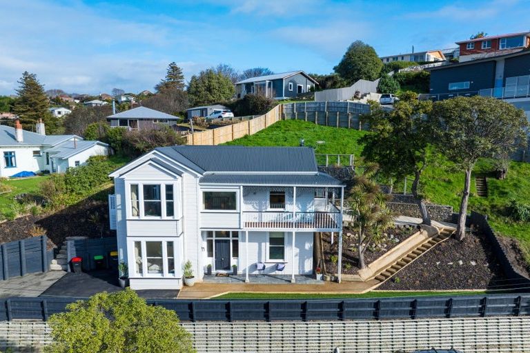 Photo of property in 2 Carson Street, Mornington, Dunedin, 9011