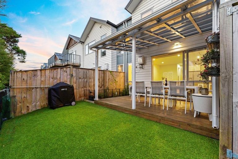 Photo of property in 29 Bight Road, Long Bay, Auckland, 0630