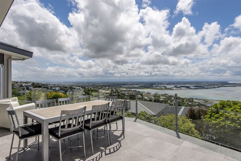 Photo of property in 1 Ti Kouka Eco Lane, Redcliffs, Christchurch, 8081