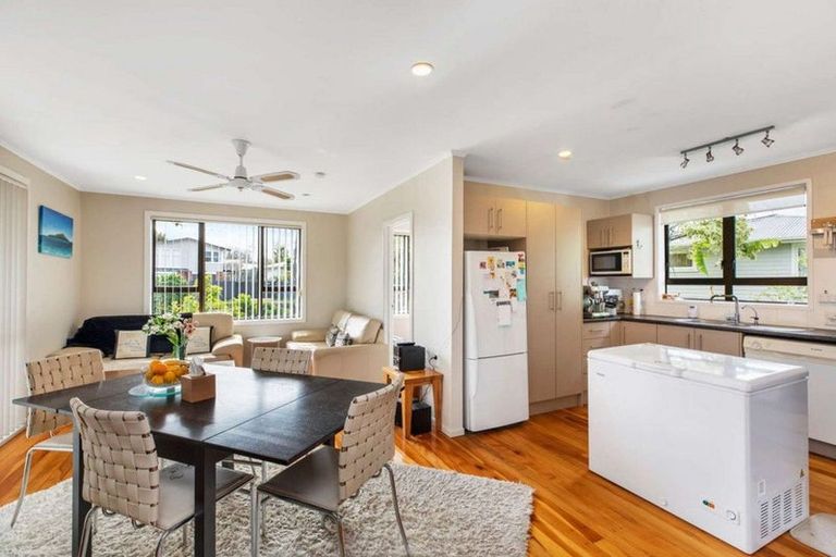 Photo of property in 68 Greenmeadows Avenue, Manurewa East, Auckland, 2102