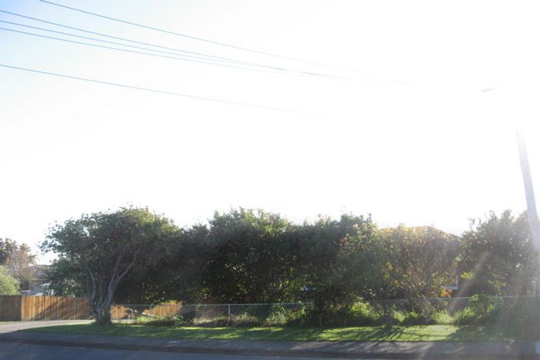 Photo of property in 17 Bleakhouse Road, Howick, Auckland, 2014
