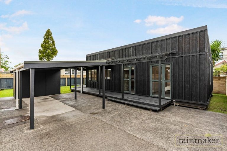 Photo of property in 80a Kings Road, Panmure, Auckland, 1072