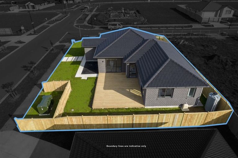 Photo of property in 2 Hoete Way, Tuakau, 2121