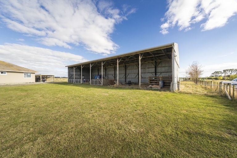 Photo of property in 106 Cemetery Road, Sanson, Palmerston North, 4479