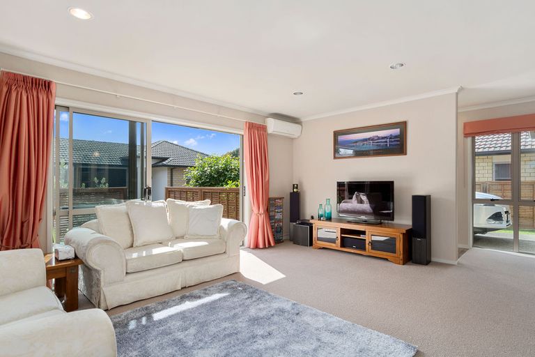 Photo of property in 10 Havenbrook Way, Pyes Pa, Tauranga, 3112