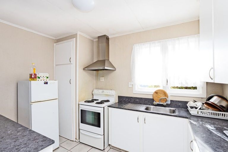 Photo of property in 220 Dome Street, Newfield, Invercargill, 9812