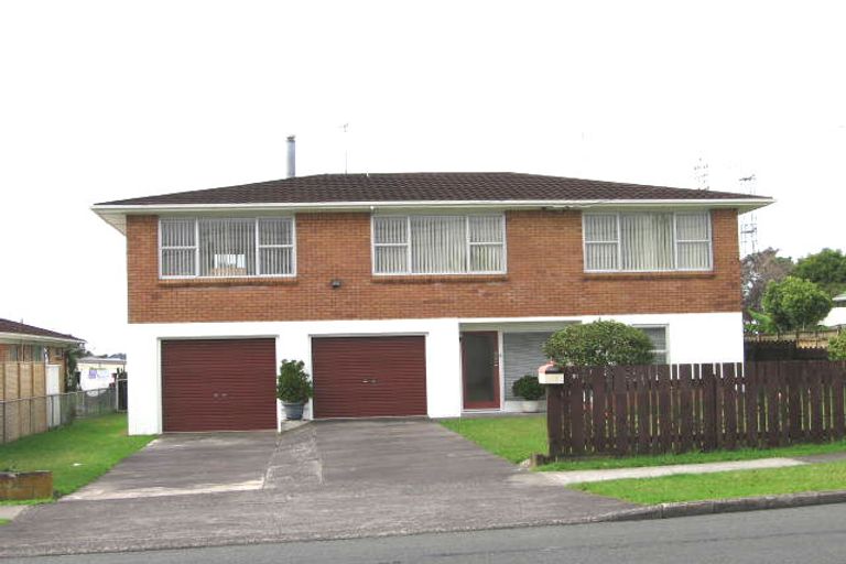 Photo of property in 81 Flanshaw Road, Te Atatu South, Auckland, 0610