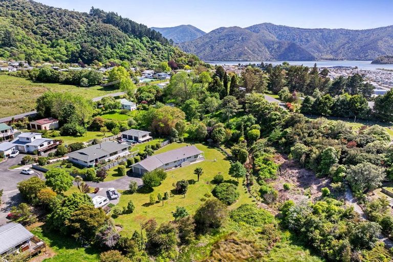 Photo of property in 8 Kavanagh Place, Havelock, 7100