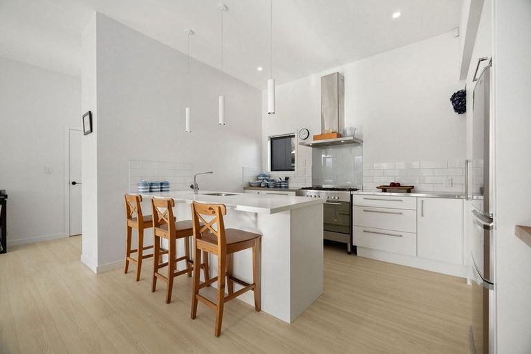 Photo of property in 14 Orbell Drive, Lake Hayes, Queenstown, 9304