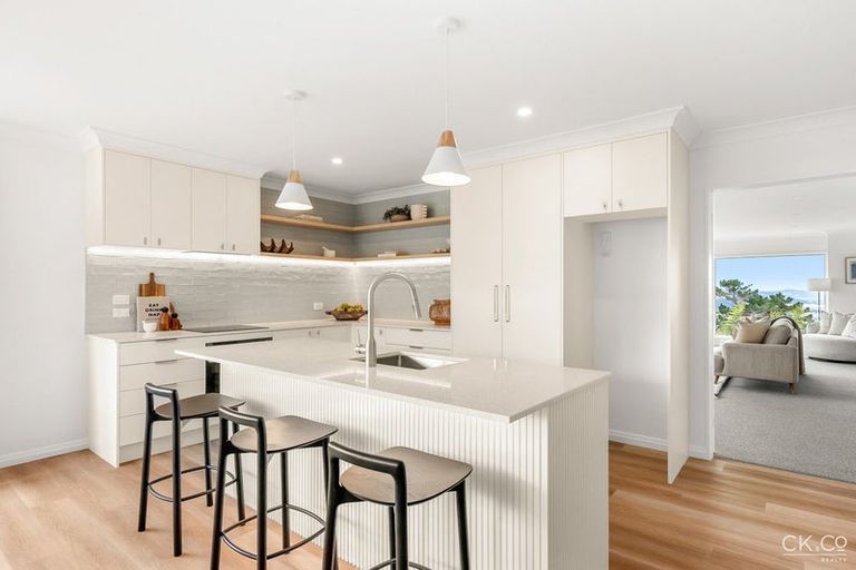 Photo of property in 30 Mossburn Grove, Kelson, Lower Hutt, 5010