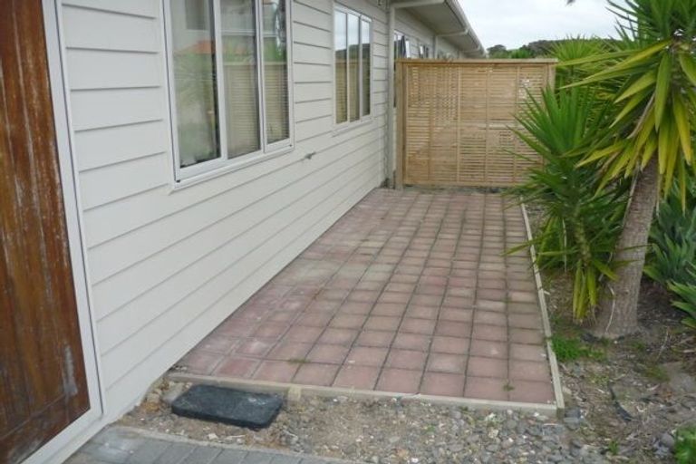 Photo of property in Santa Rosa, 3/340 Gulf Harbour Drive, Gulf Harbour, Whangaparaoa, 0930